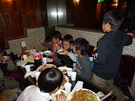 納会
