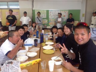 LUNCH TIME!
