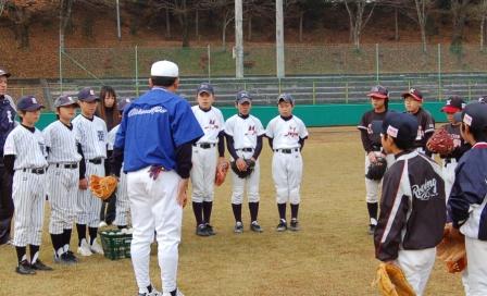 ヒマラヤ野球教室　ＣＤより３